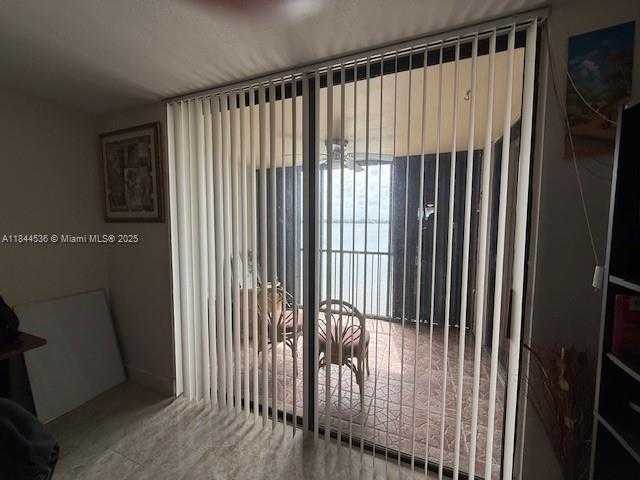 Small Image of 109 LAKE EMERALD DR #202, Oakland Park Number 17