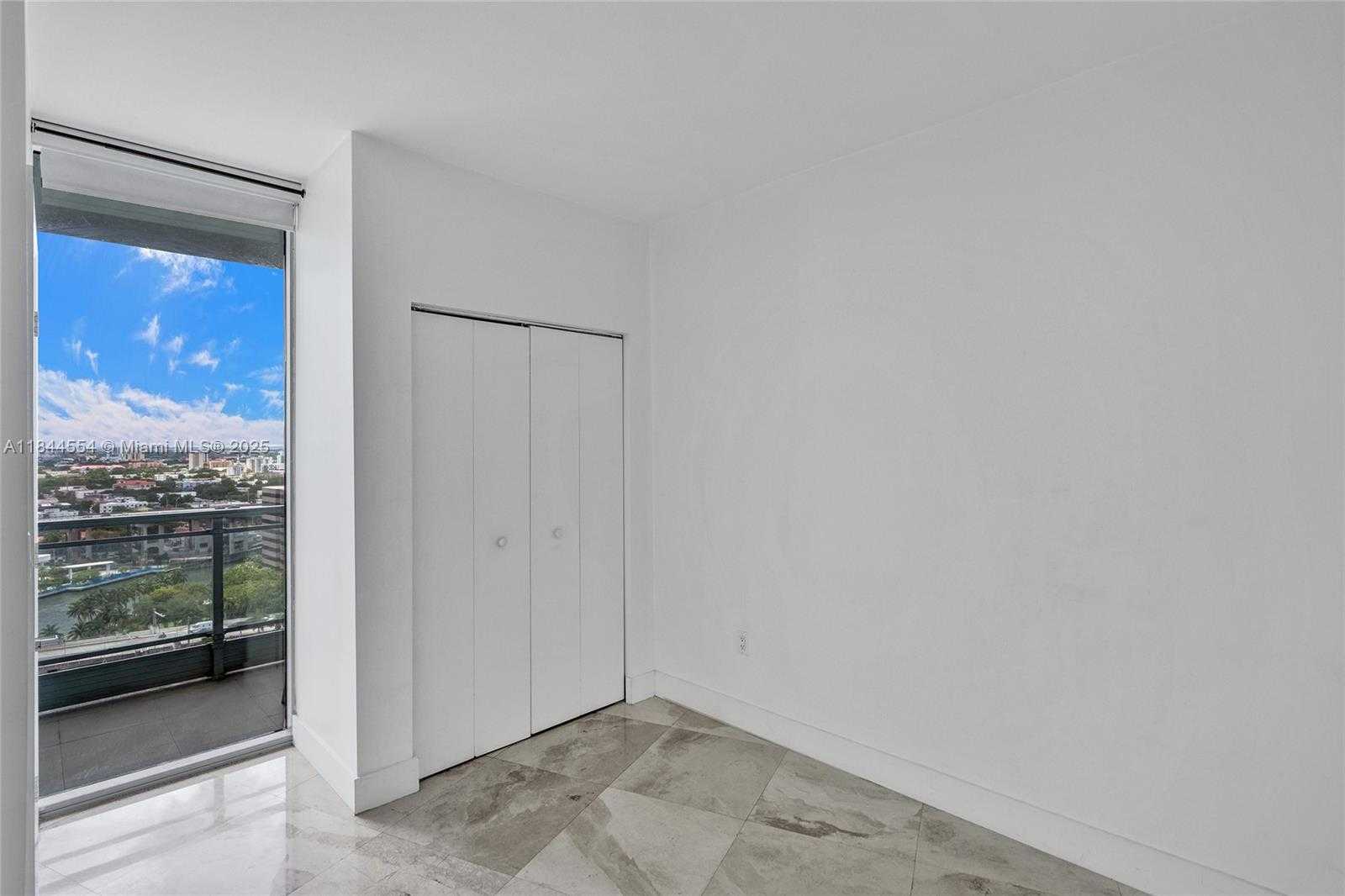 Small Image of 92 SOUTH WEST 3RD ST #2106, Miami Number 15