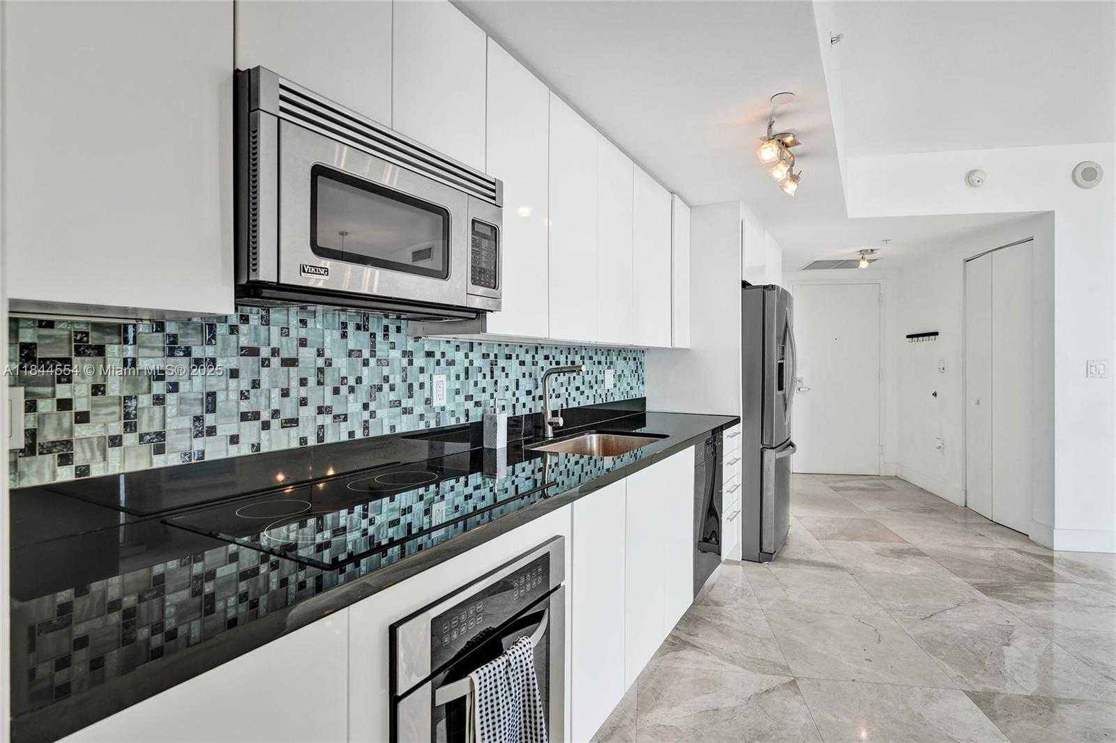 Small Image of 92 SOUTH WEST 3RD ST #2106, Miami Number 5
