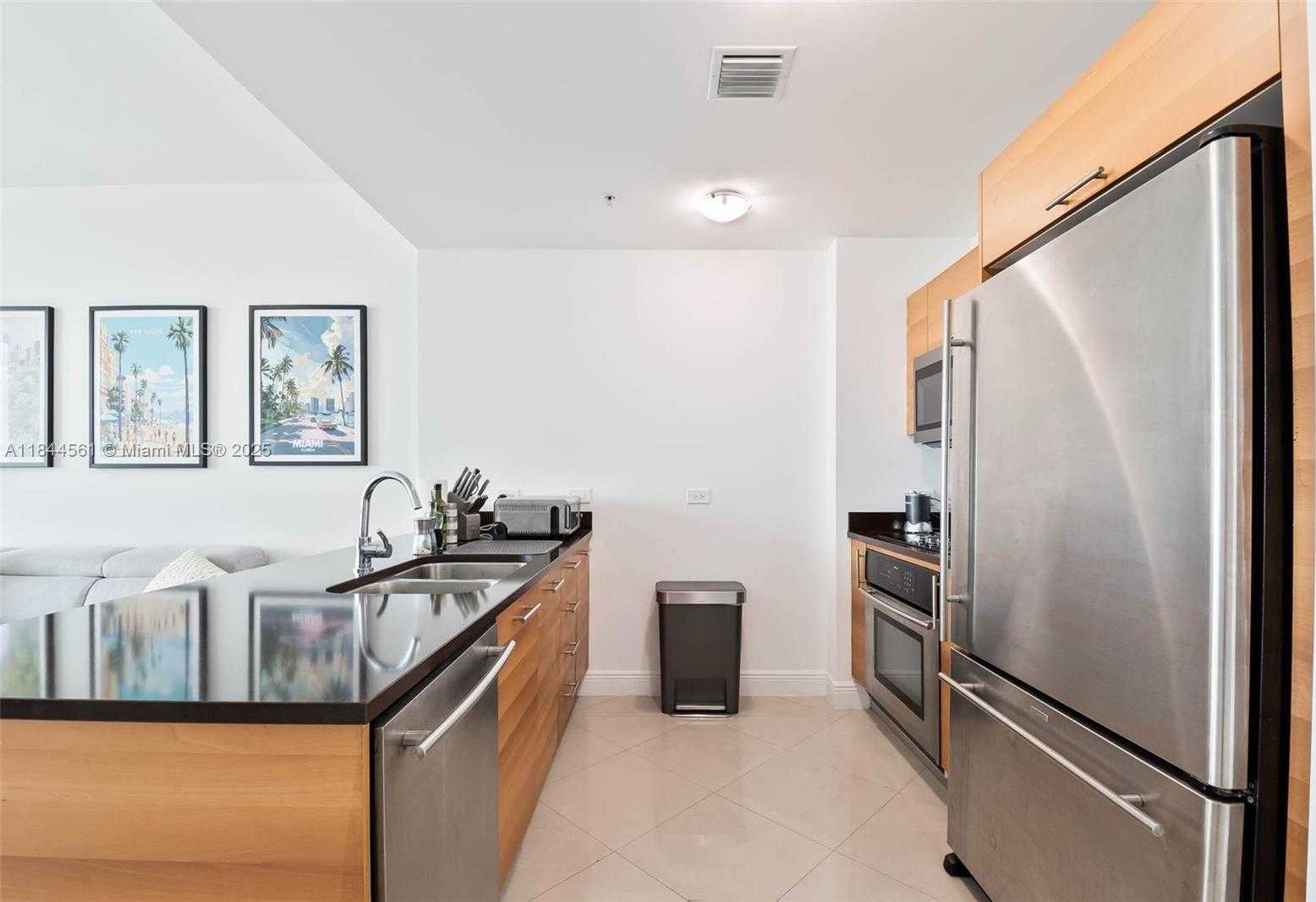 Small Image of 3301 NORTH EAST 1ST AVE #H1211, Miami Number 4