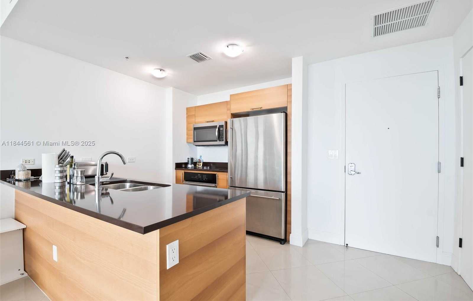 Small Image of 3301 NORTH EAST 1ST AVE #H1211, Miami Number 5