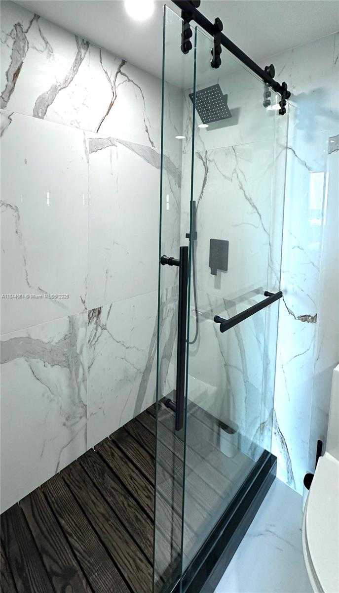 Small Image of 4400 HILLCREST DR #805A, Hollywood Number 89