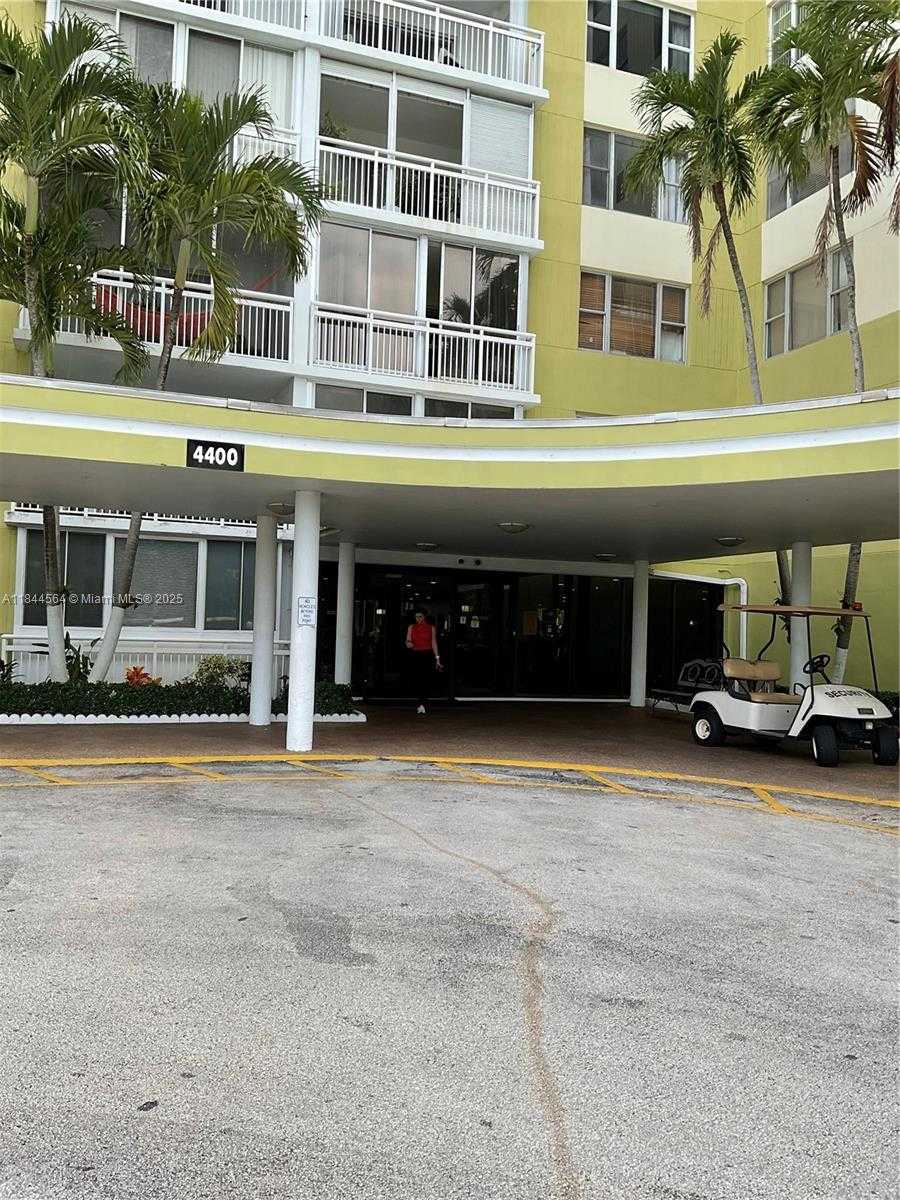 Small Image of 4400 HILLCREST DR #805A, Hollywood Number 93