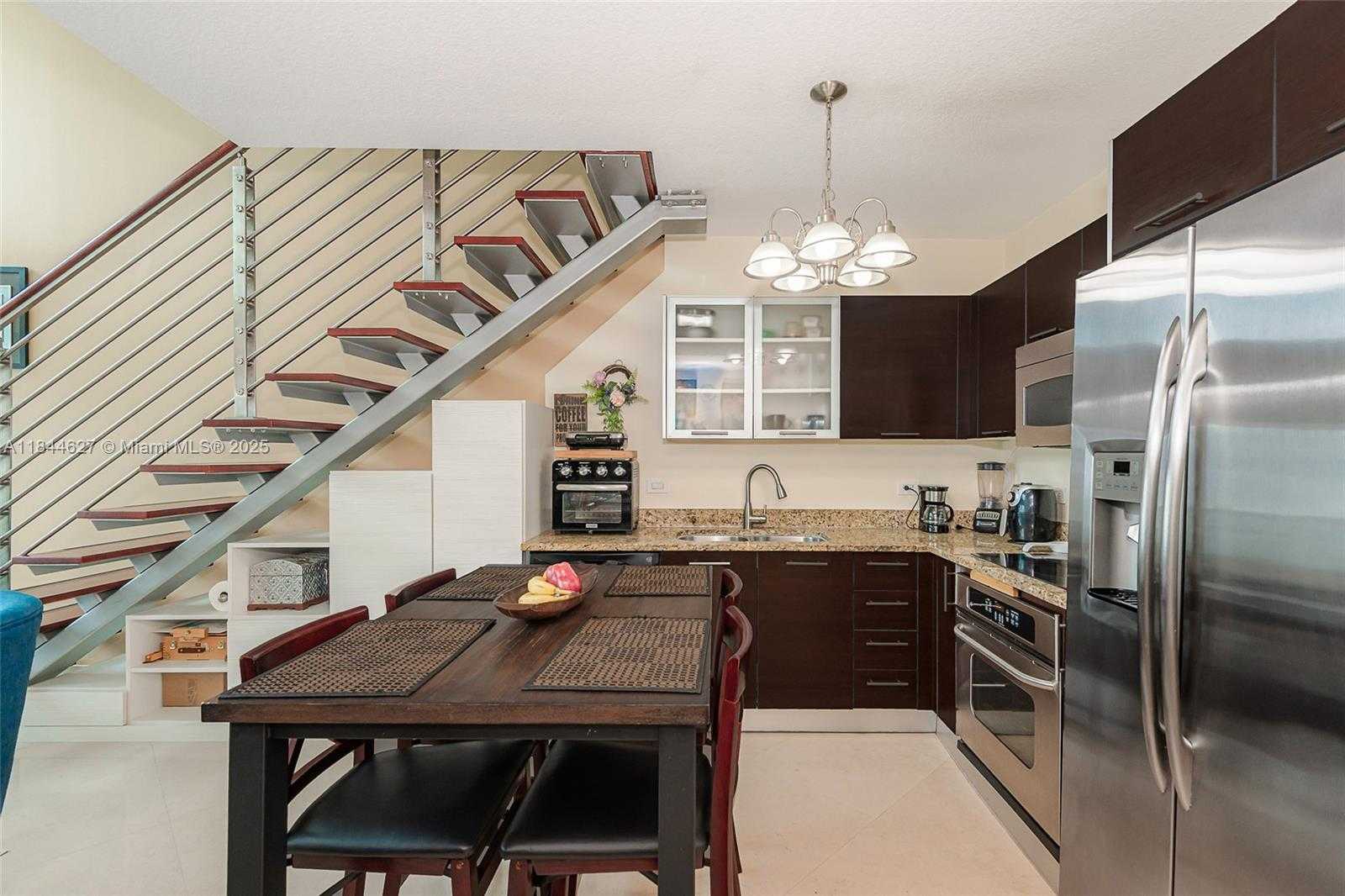 Small Image of 41 SOUTH EAST 5TH ST #1503, Miami Number 16