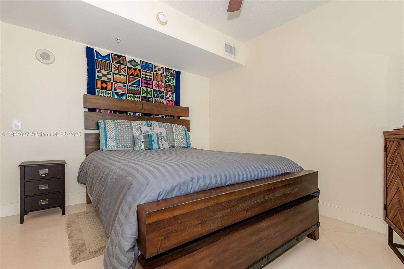 Small Image of 41 SOUTH EAST 5TH ST #1503, Miami Number 20