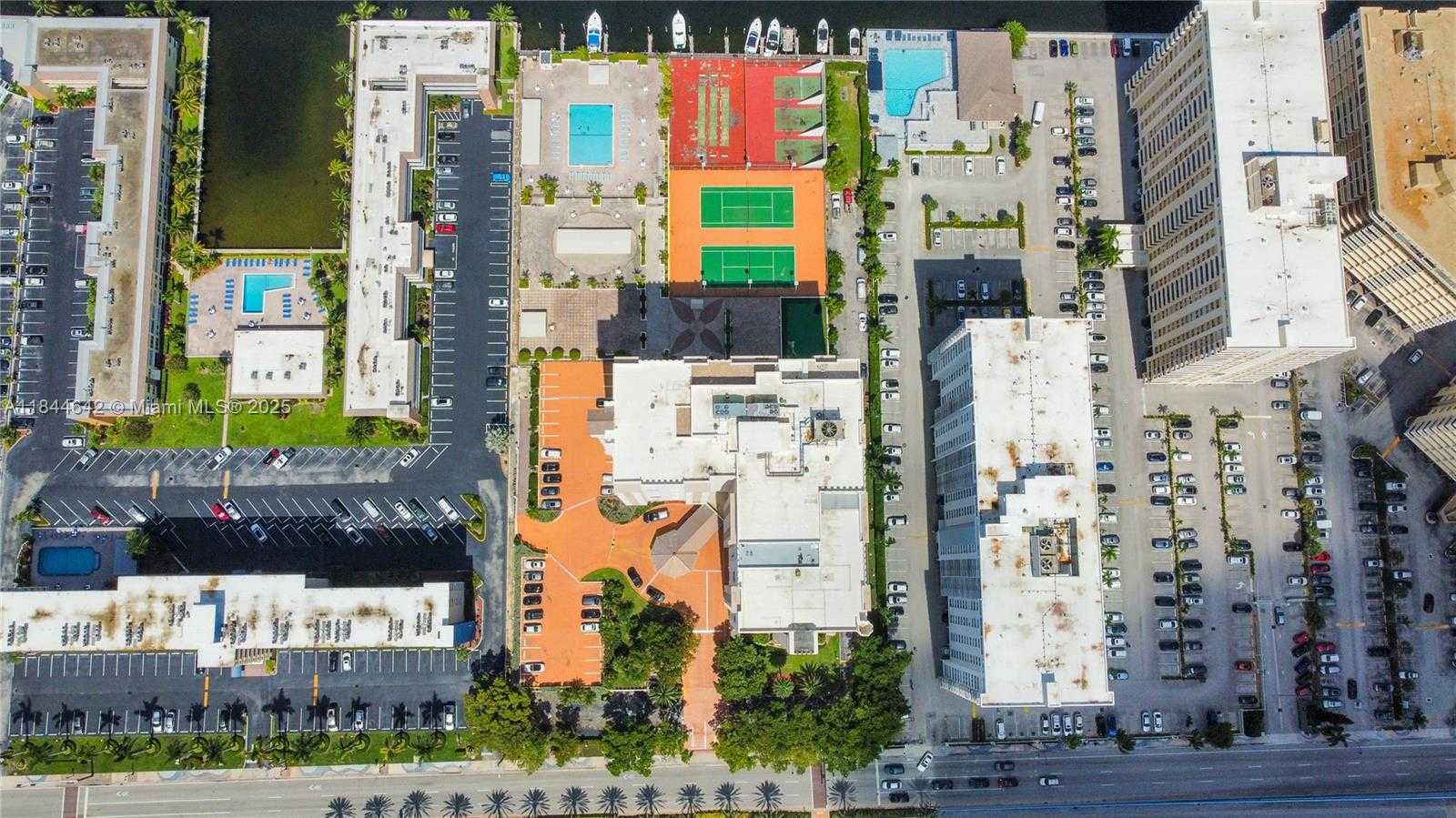 Small Image of 1865 SOUTH OCEAN DR #4H, Hallandale Beach Number 18