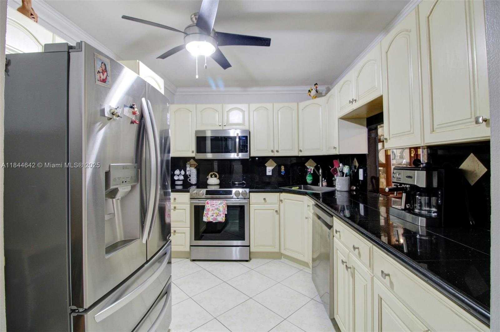 Small Image of 1865 SOUTH OCEAN DR #4H, Hallandale Beach Number 4