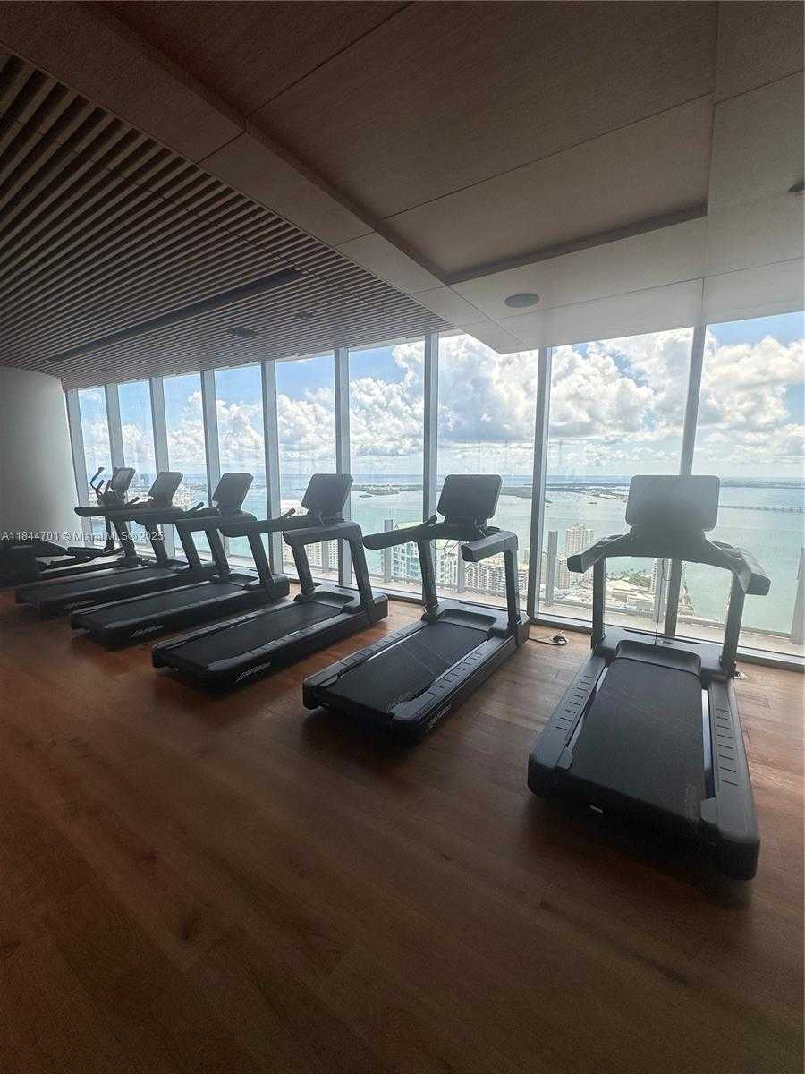 Small Image of 300 BISCAYNE BLVD WAY #3108, Miami Number 26