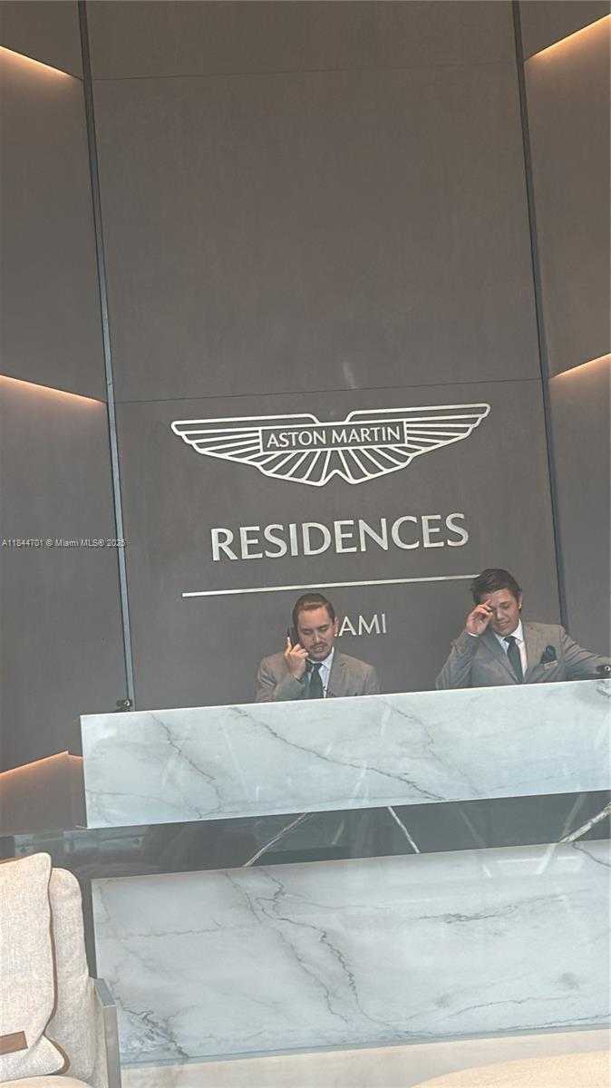 Small Image of 300 BISCAYNE BLVD WAY #3108, Miami Number 7