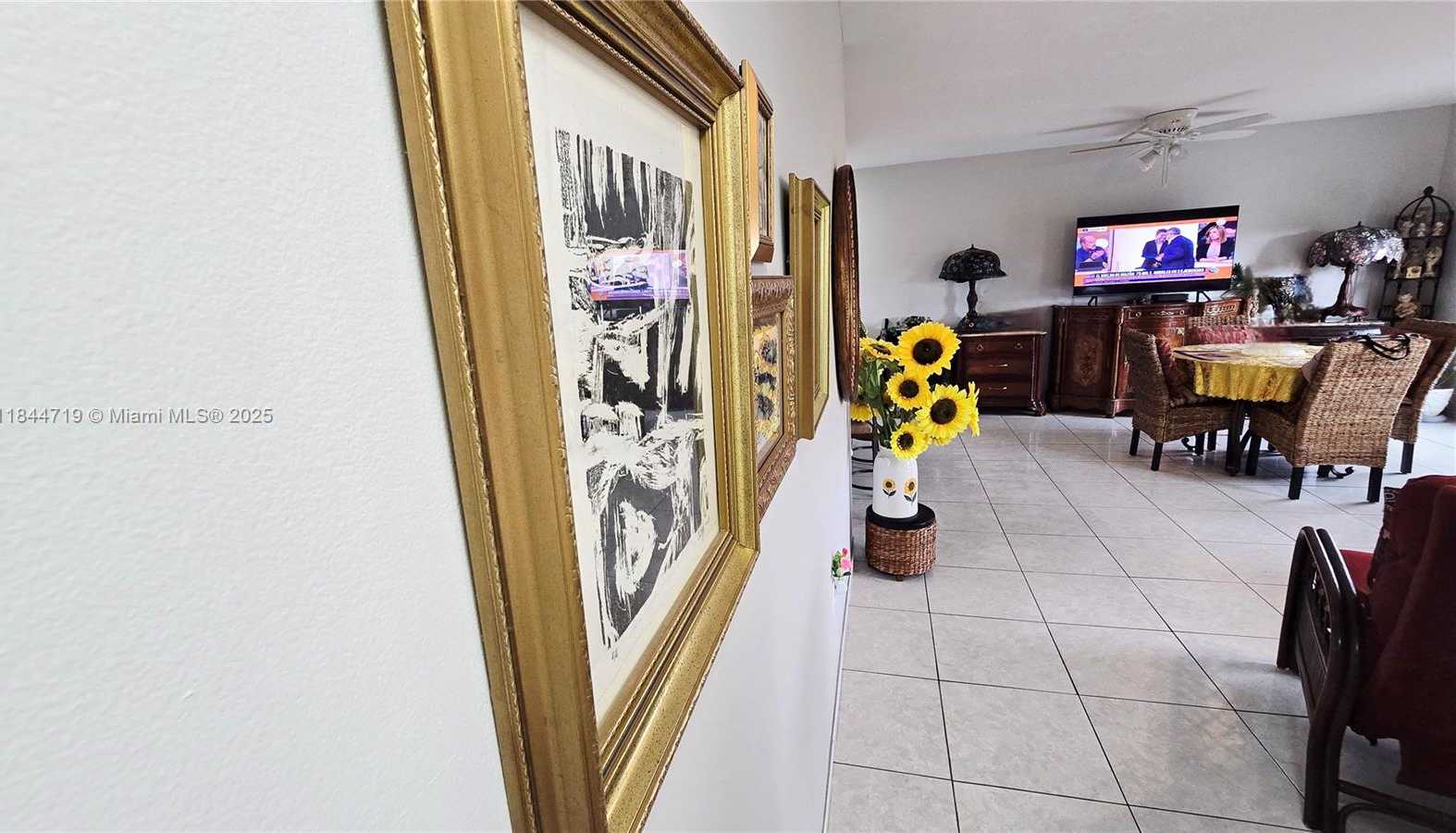 Small Image of 1 ALHAMBRA CIR #501, Coral Gables Number 12