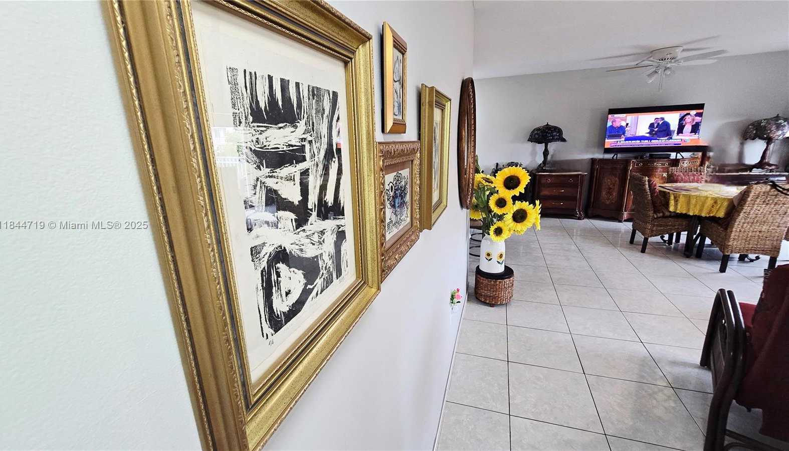 Small Image of 1 ALHAMBRA CIR #501, Coral Gables Number 19