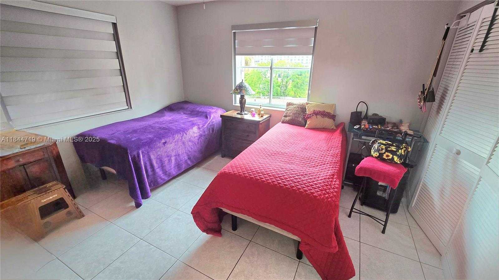 Small Image of 1 ALHAMBRA CIR #501, Coral Gables Number 25