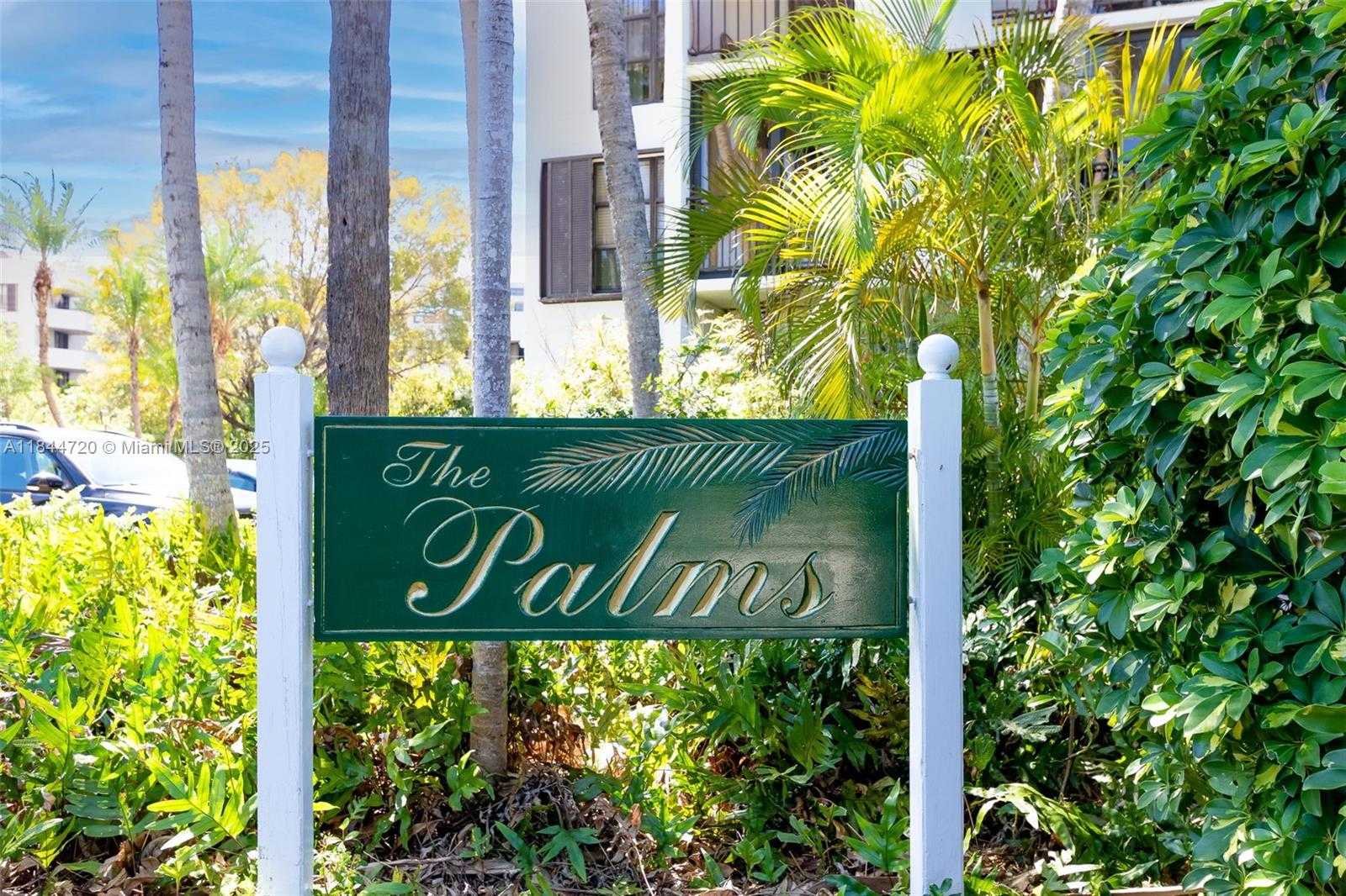 Small Image of 77 CRANDON BLVD #5B, Key Biscayne Number 4