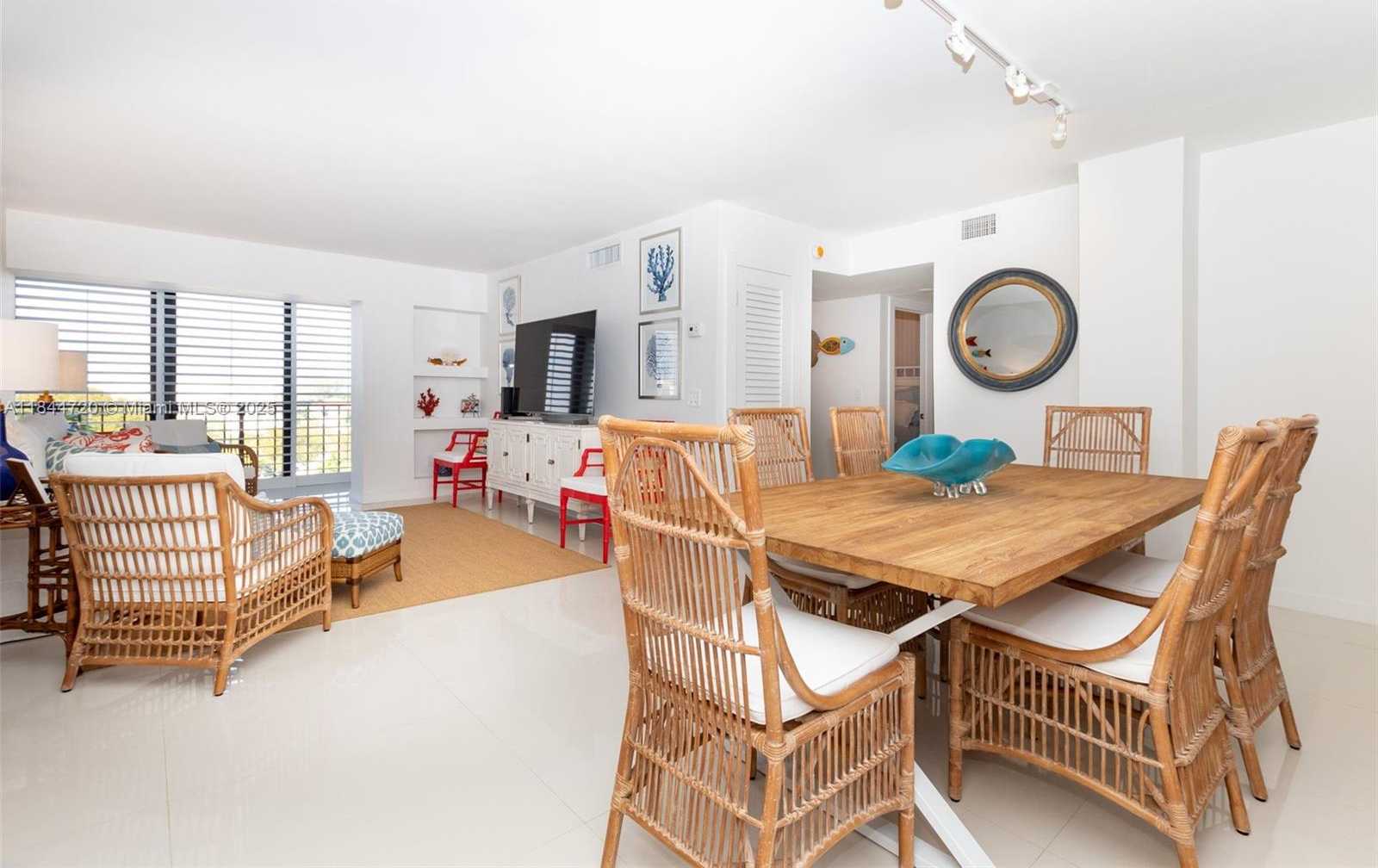 Small Image of 77 CRANDON BLVD #5B, Key Biscayne Number 5