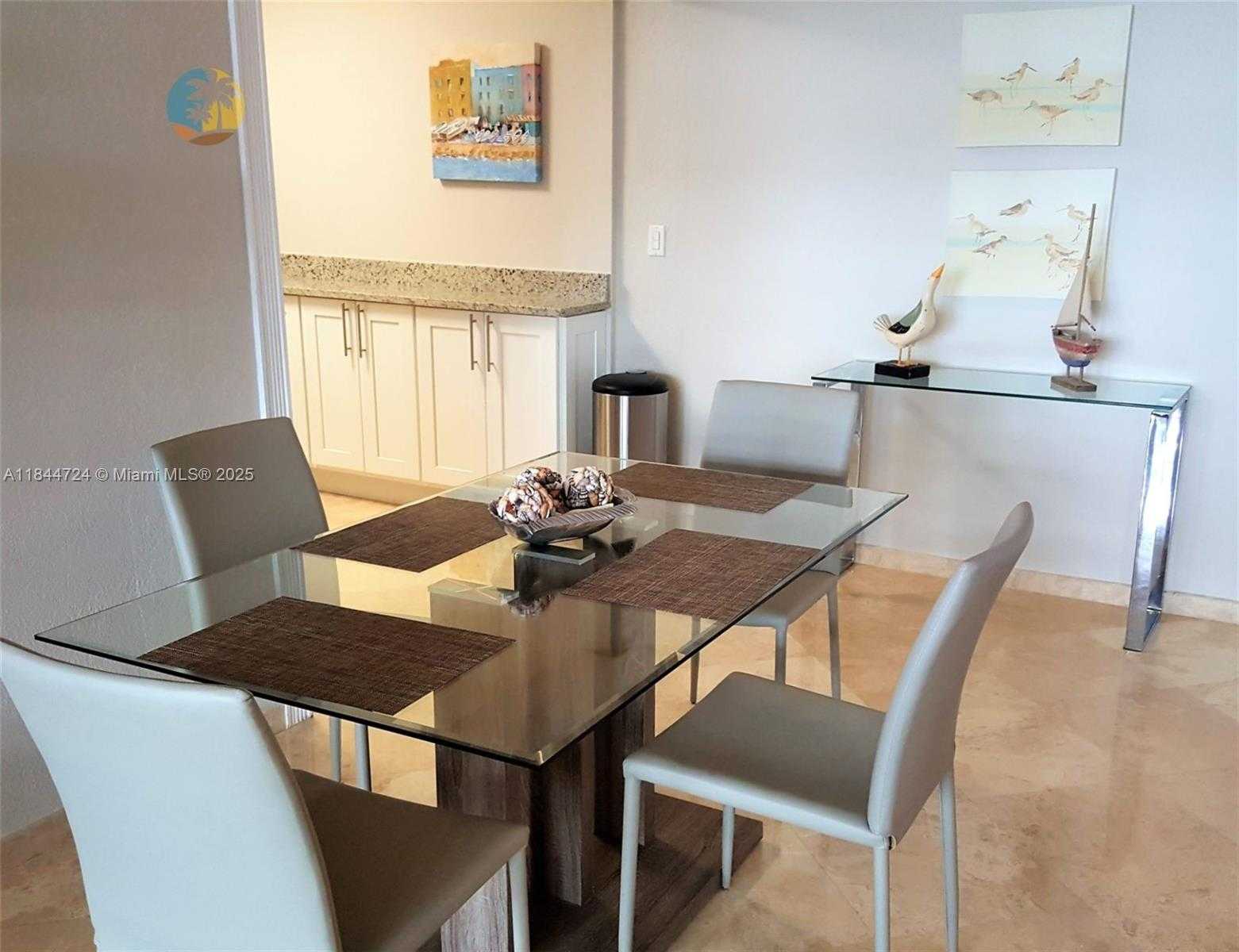 Small Image of 5225 COLLINS AVE #510, Miami Beach Number 6