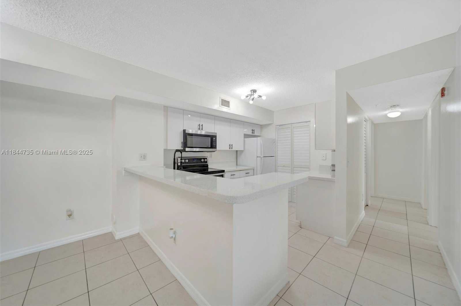 Small Image of 2620 SOUTH UNIVERSITY DR #109, Davie Number 20