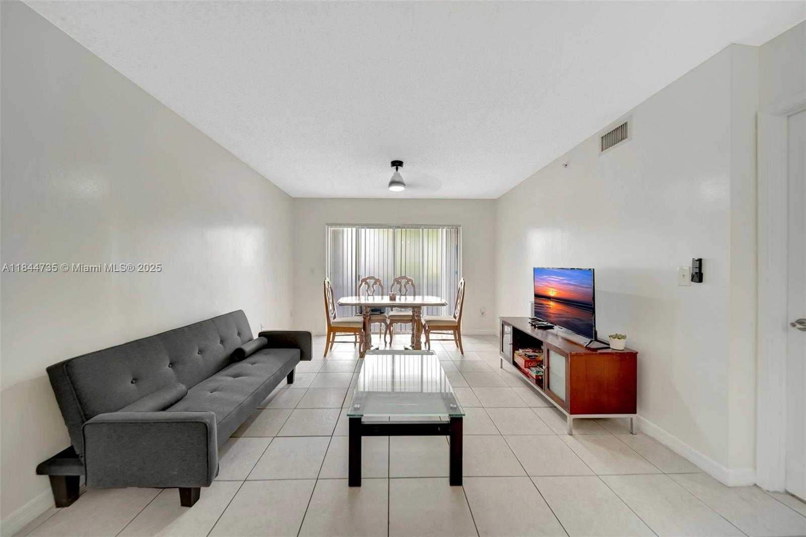 Small Image of 2620 SOUTH UNIVERSITY DR #109, Davie Number 24