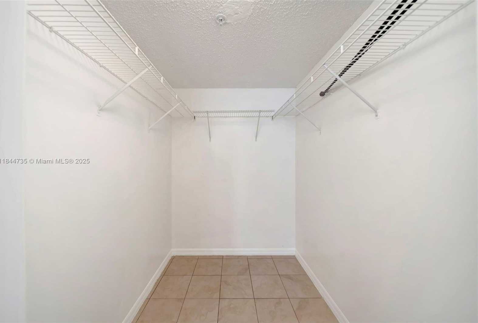 Small Image of 2620 SOUTH UNIVERSITY DR #109, Davie Number 8