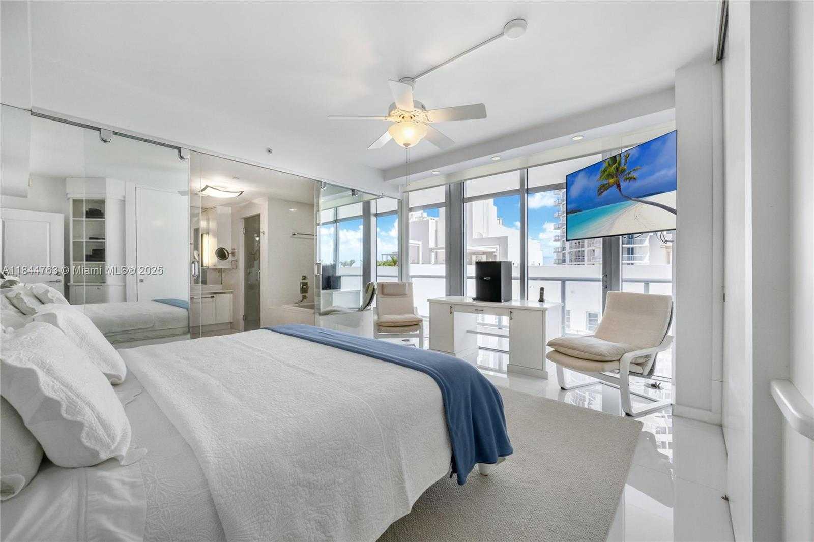 Small Image of 3737 COLLINS AVE #S-801, Miami Beach Number 13