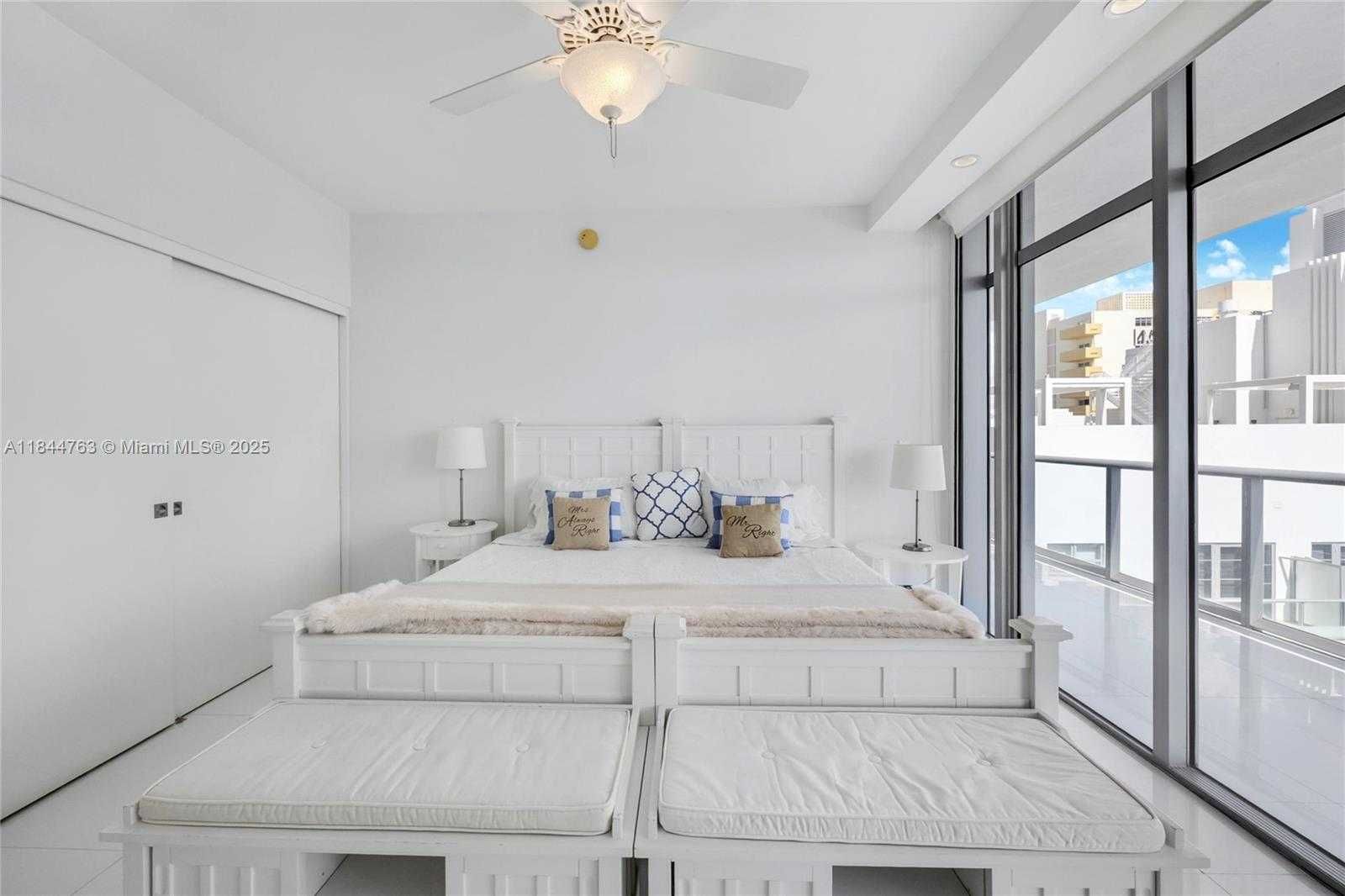 Small Image of 3737 COLLINS AVE #S-801, Miami Beach Number 22