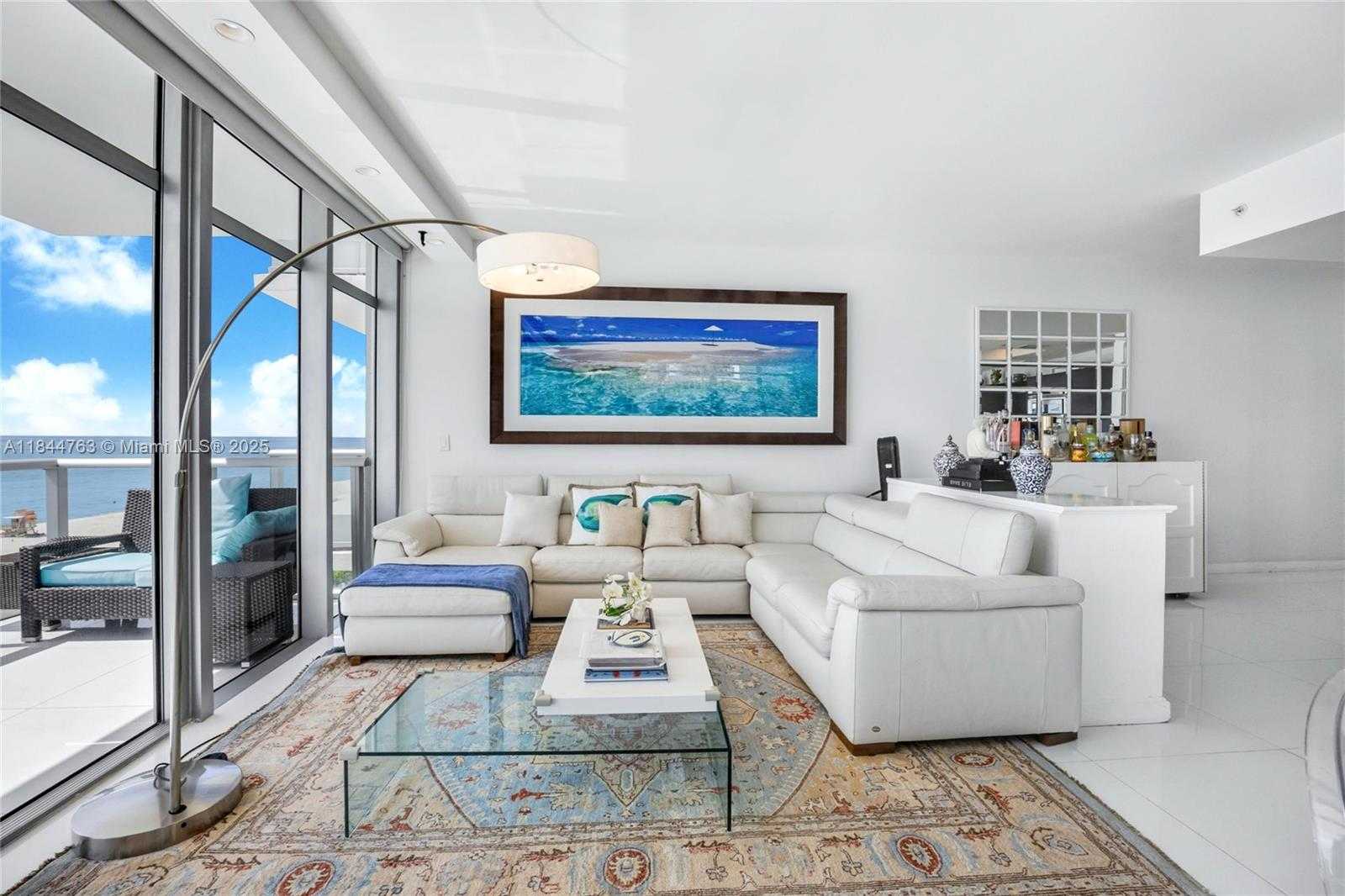 Small Image of 3737 COLLINS AVE #S-801, Miami Beach Number 5