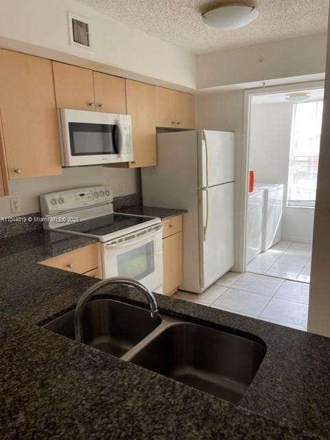 Small Image of 2494 CENTERGATE DR #102, Miramar Number 7