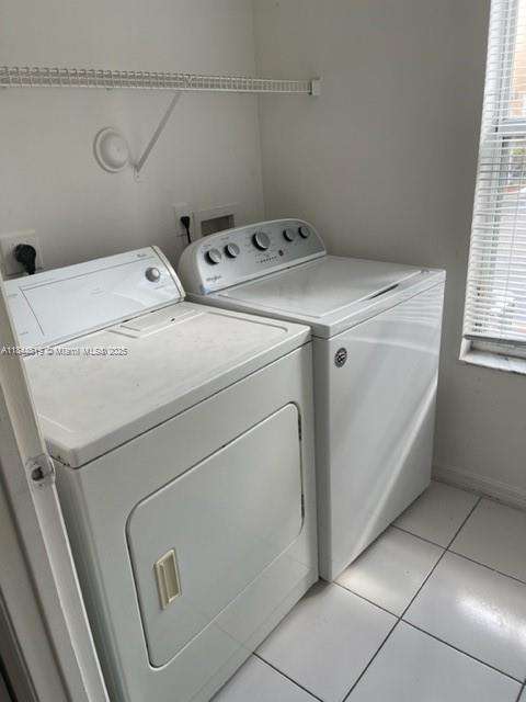 Small Image of 2494 CENTERGATE DR #102, Miramar Number 9