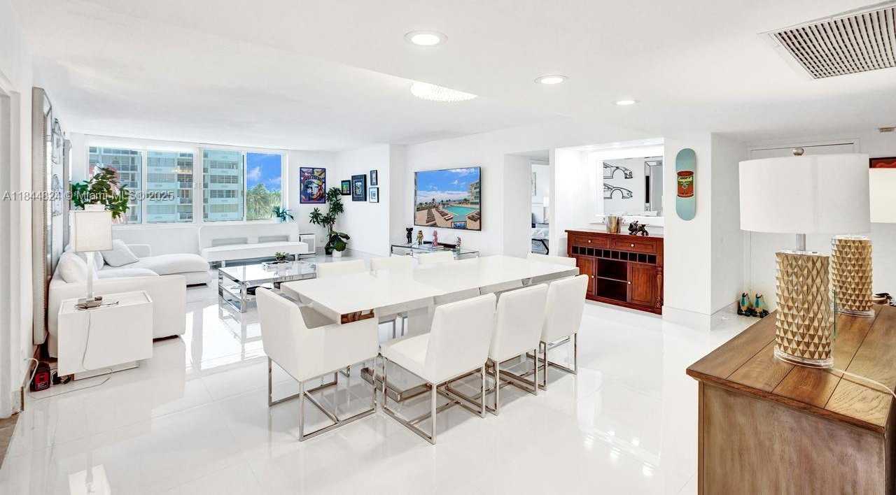 Small Image of 5401 COLLINS AVE #334, Miami Beach Number 10