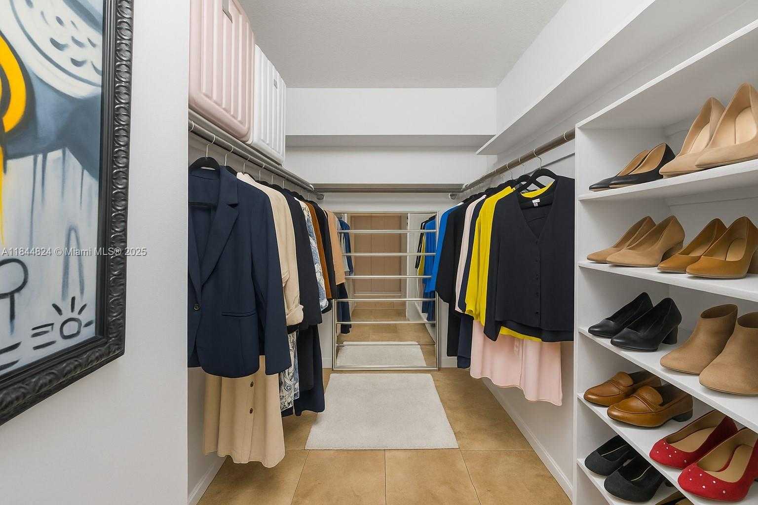 Small Image of 5401 COLLINS AVE #334, Miami Beach Number 16