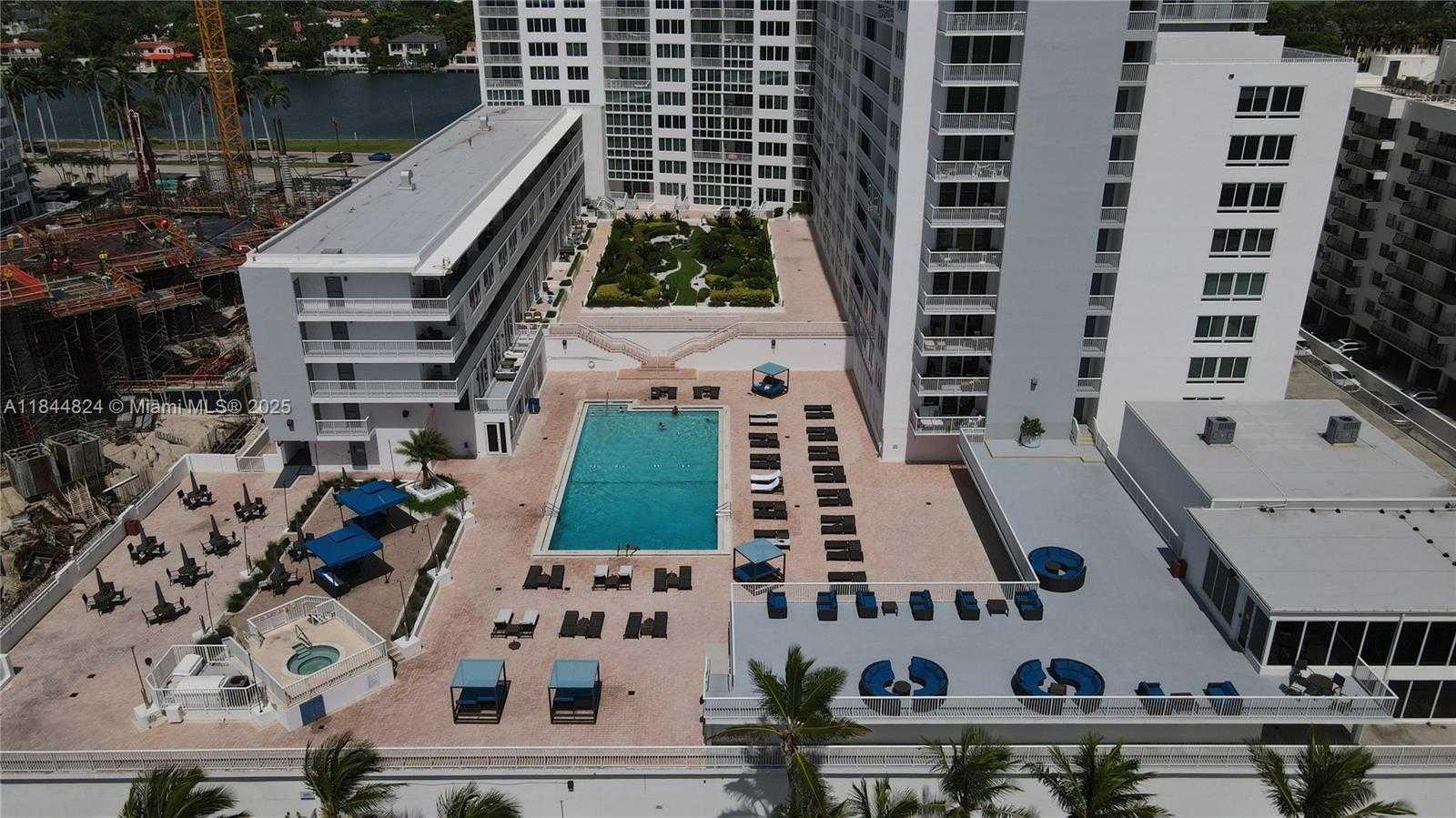 Small Image of 5401 COLLINS AVE #334, Miami Beach Number 21