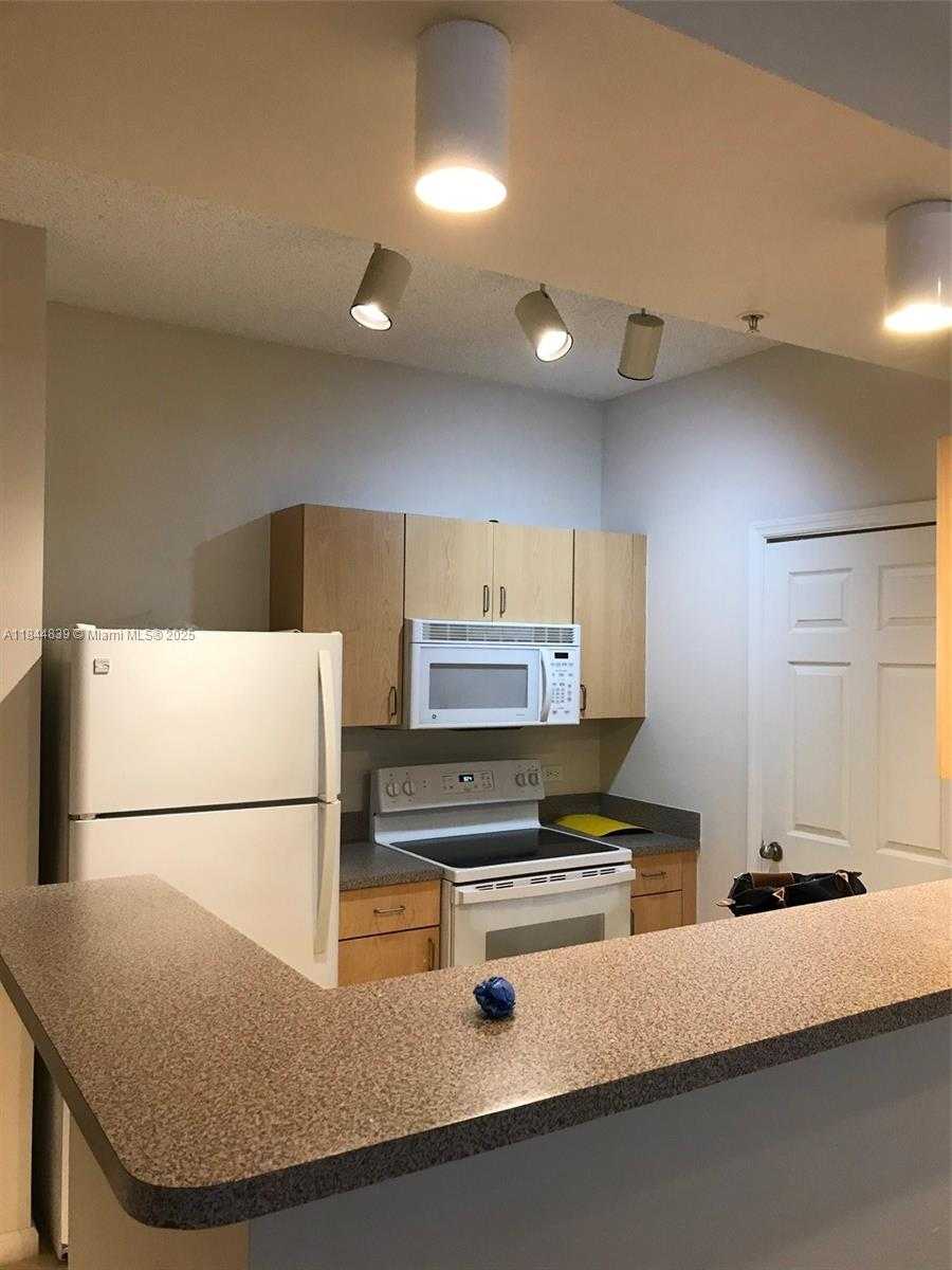 Small Image of 533 NORTH EAST 3RD AVE #311, Fort Lauderdale Number 4