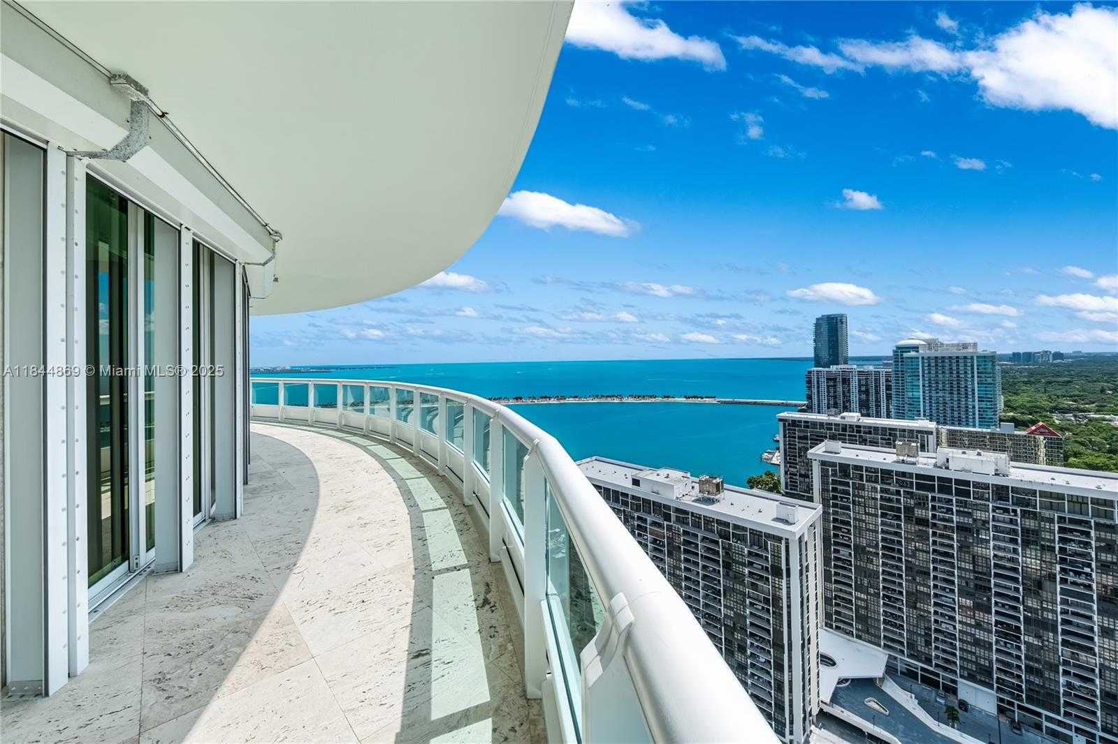 Small Image of 1643 BRICKELL AVE #3702, Miami Number 12