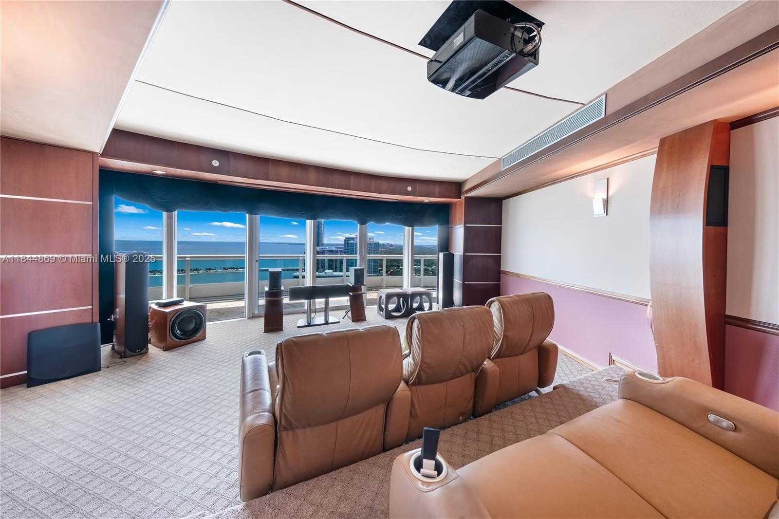 Small Image of 1643 BRICKELL AVE #3702, Miami Number 26