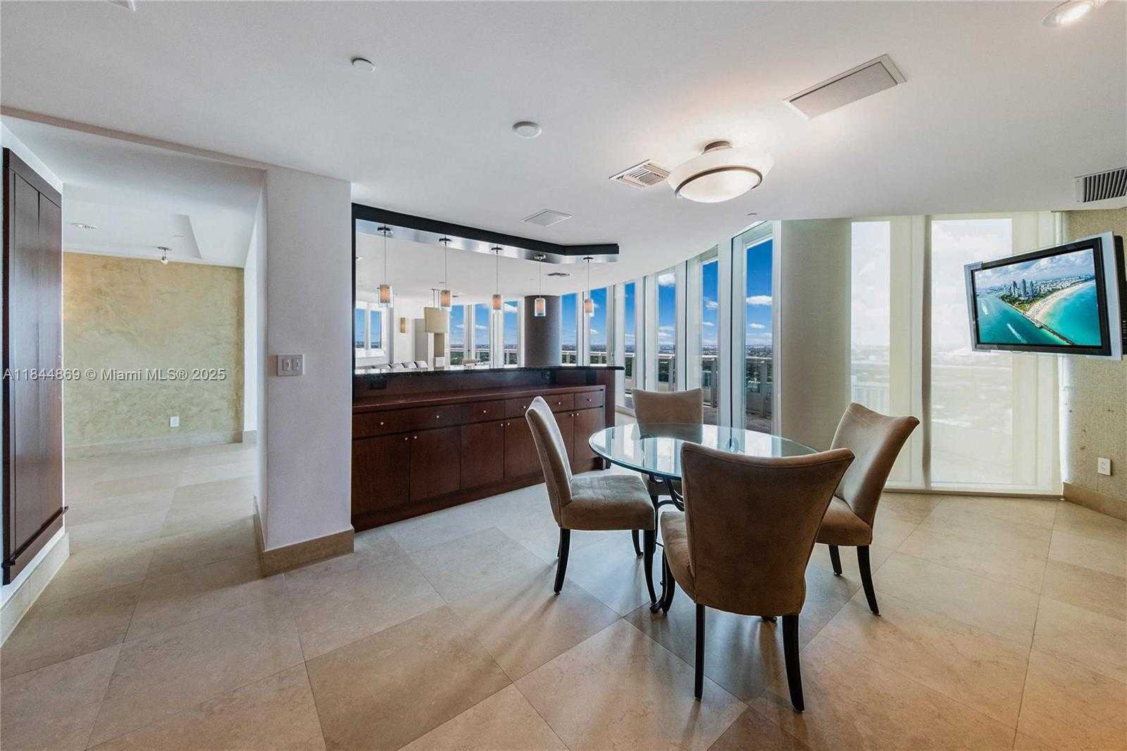 Small Image of 1643 BRICKELL AVE #3702, Miami Number 8