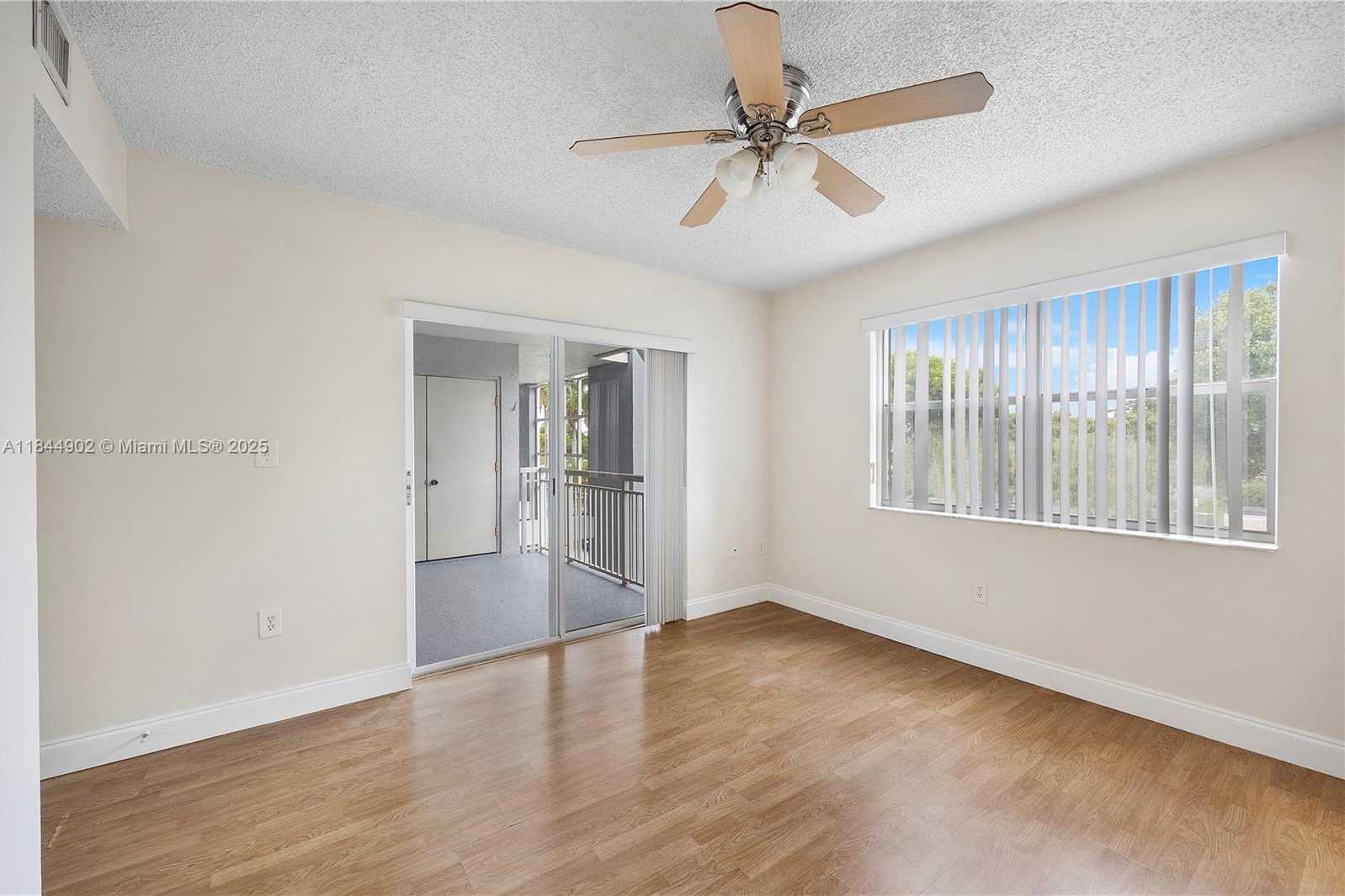 Small Image of 8620 SOUTH WEST 212TH ST #301, Cutler Bay Number 19