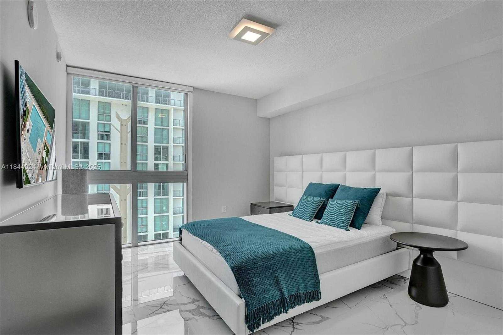 Small Image of 330 SUNNY ISLES BLVD #5-2207, Sunny Isles Beach Number 13