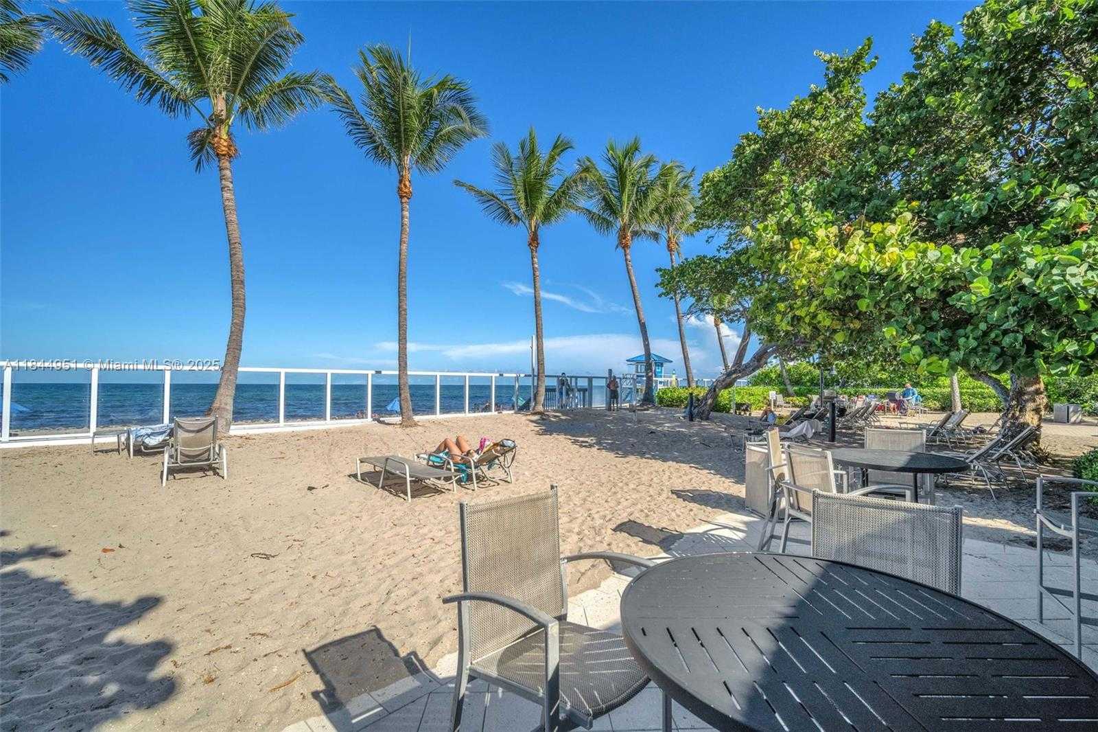 Small Image of 3001 SOUTH OCEAN DR #1231, Hollywood Number 14