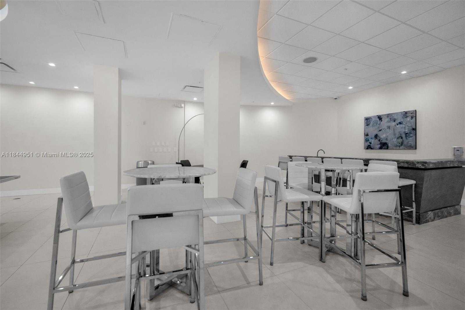 Small Image of 3001 SOUTH OCEAN DR #1231, Hollywood Number 19