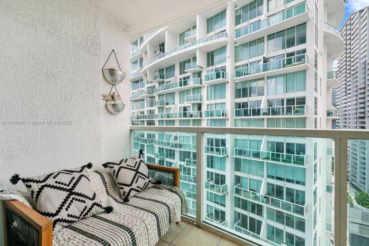 Small Image of 31 SOUTH EAST 5TH ST #2911, Miami Number 26