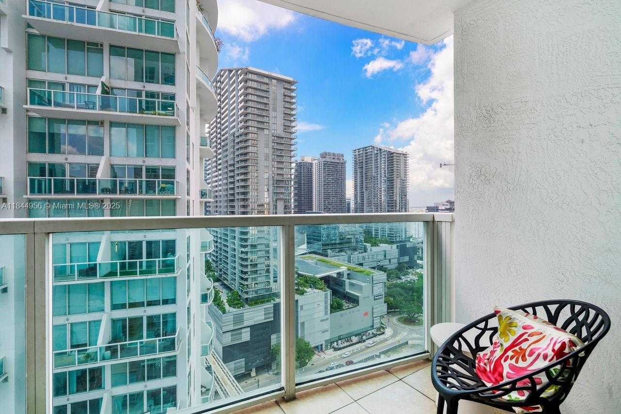 Small Image of 31 SOUTH EAST 5TH ST #2911, Miami Number 27