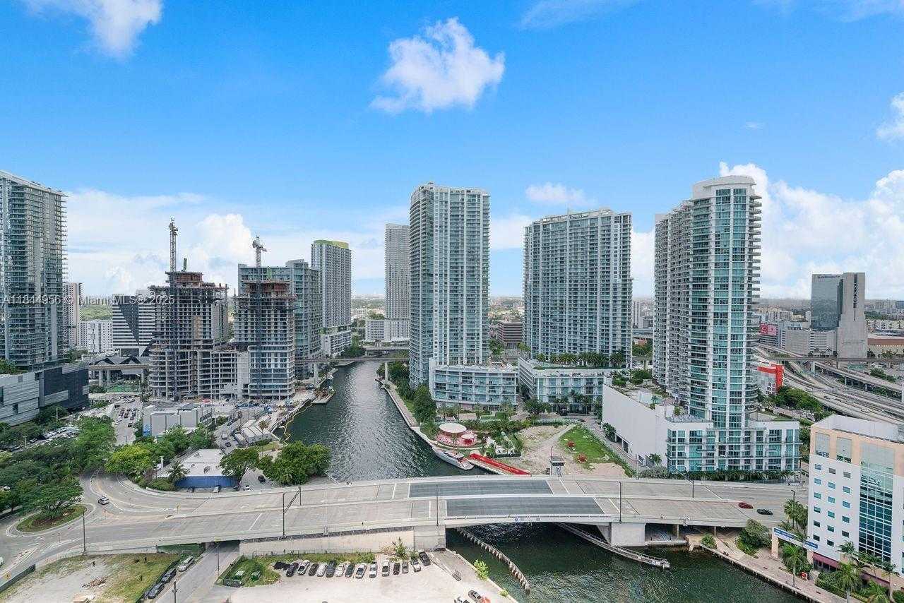 Small Image of 31 SOUTH EAST 5TH ST #2911, Miami Number 32
