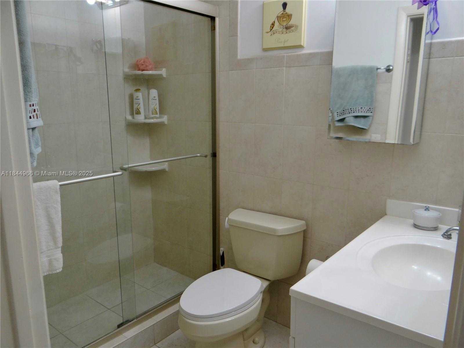 Small Image of 3500 MAGELLAN CIR #714, Aventura Number 27