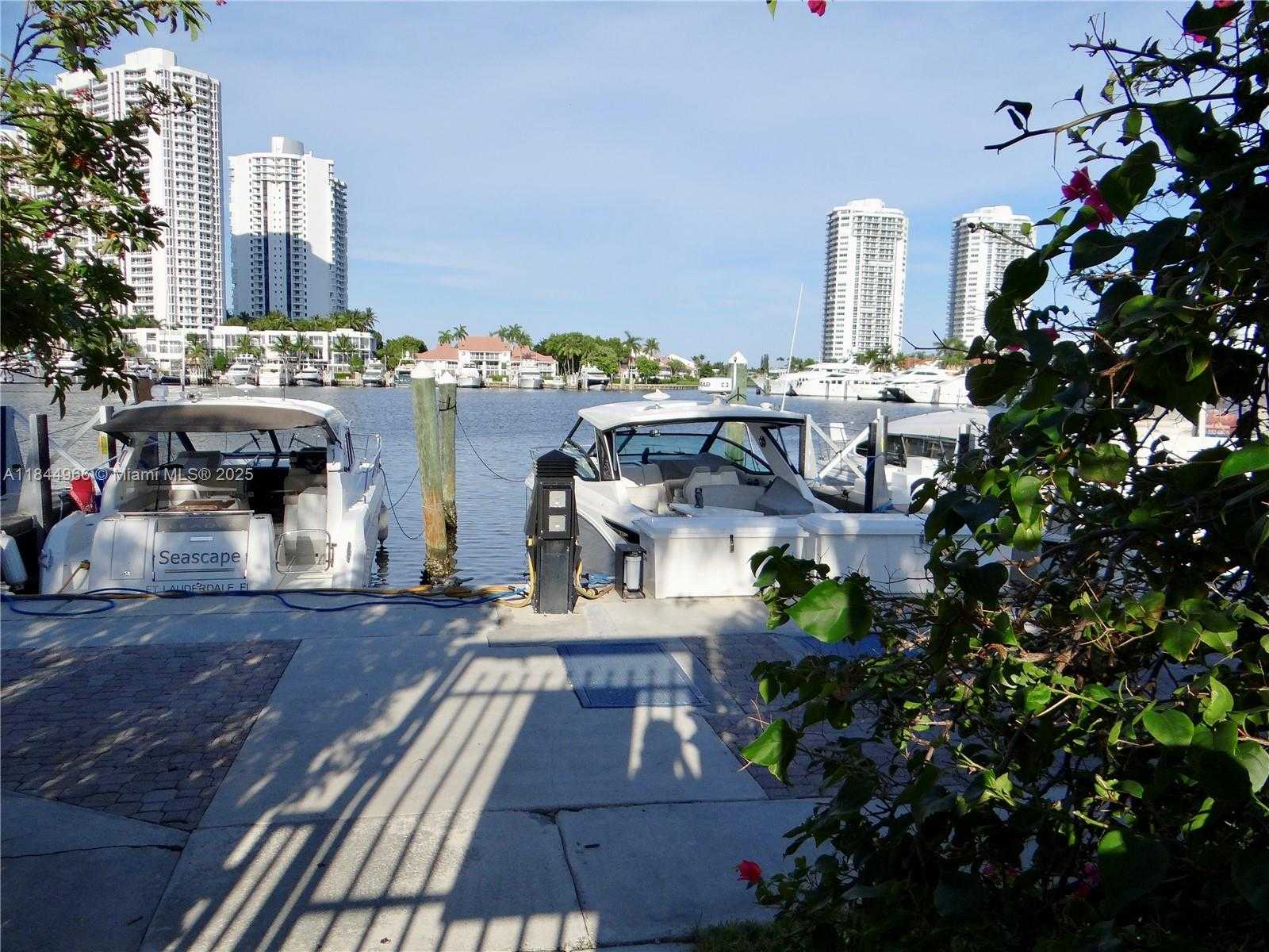 Small Image of 3500 MAGELLAN CIR #714, Aventura Number 61
