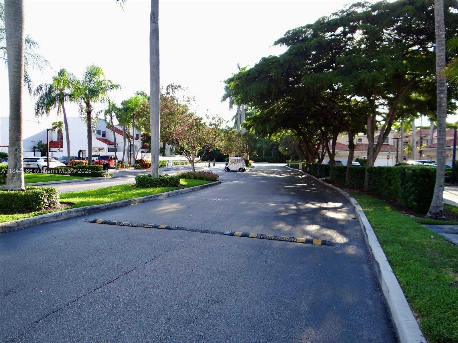 Small Image of 3500 MAGELLAN CIR #714, Aventura Number 65