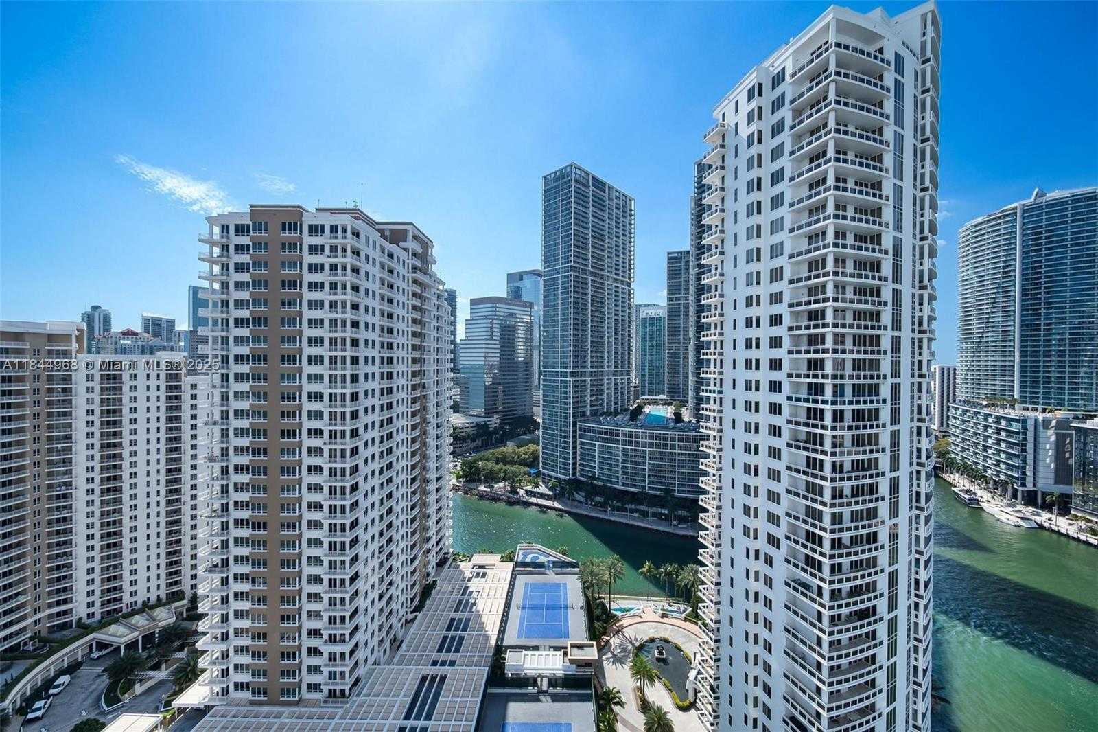 Small Image of 900 BRICKELL KEY BLVD #2005, Miami Number 13