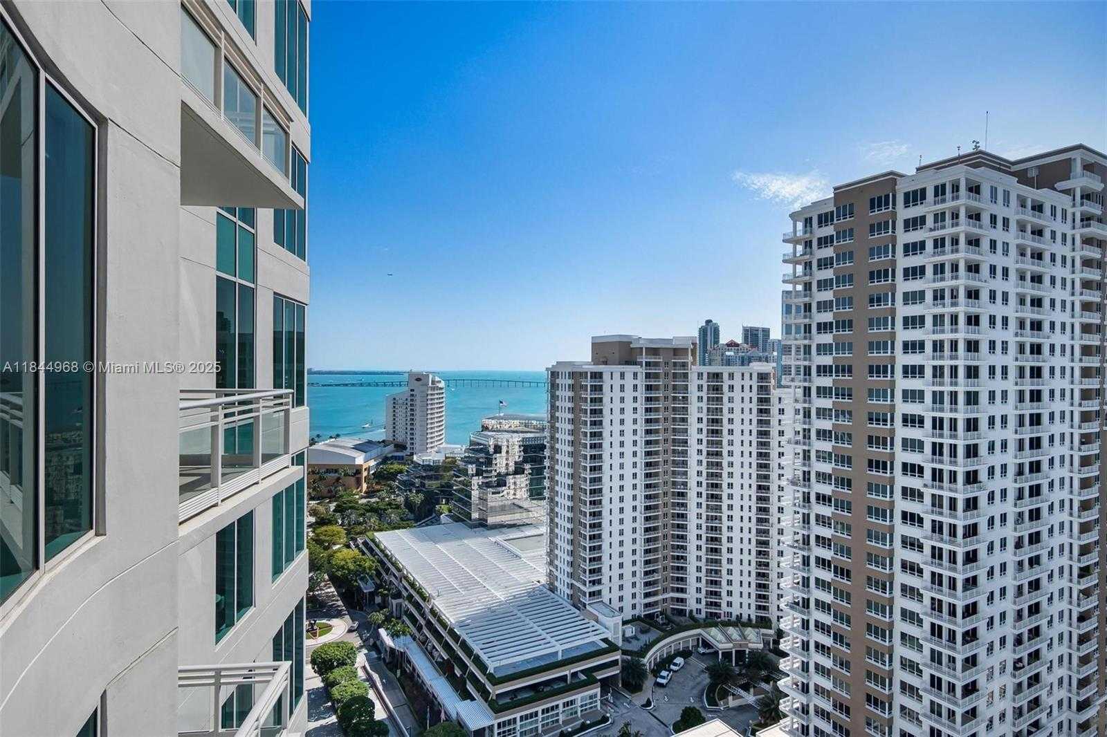 Small Image of 900 BRICKELL KEY BLVD #2005, Miami Number 14