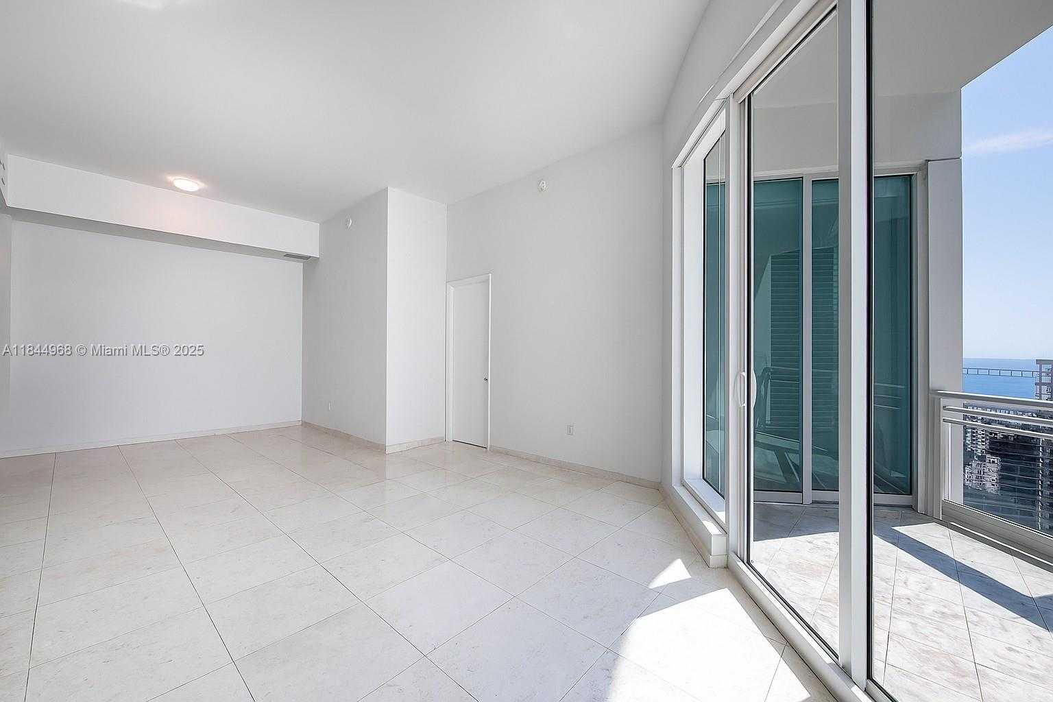Small Image of 900 BRICKELL KEY BLVD #2005, Miami Number 4