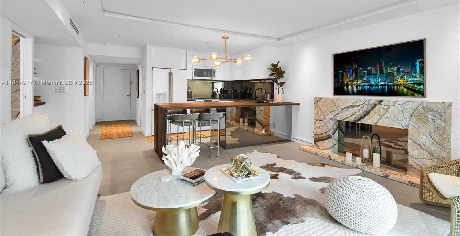 Small Image of 2301 COLLINS AVE #1201, Miami Beach Number 10
