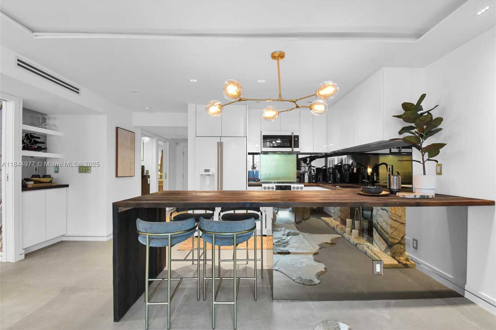 Small Image of 2301 COLLINS AVE #1201, Miami Beach Number 11