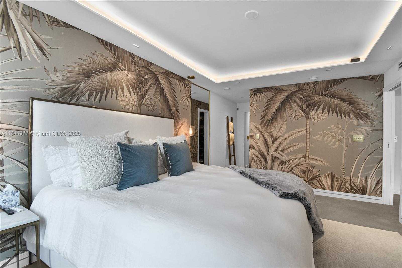 Small Image of 2301 COLLINS AVE #1201, Miami Beach Number 20